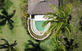 Primitivo Hotel & Villas